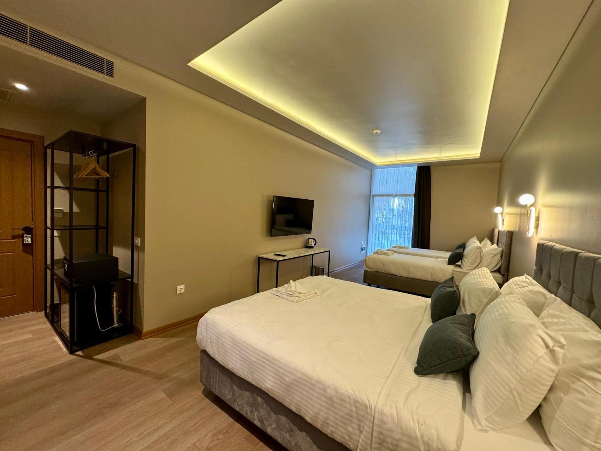 Weingart Suites Hotel อิสตันบูล ภายนอก รูปภาพ