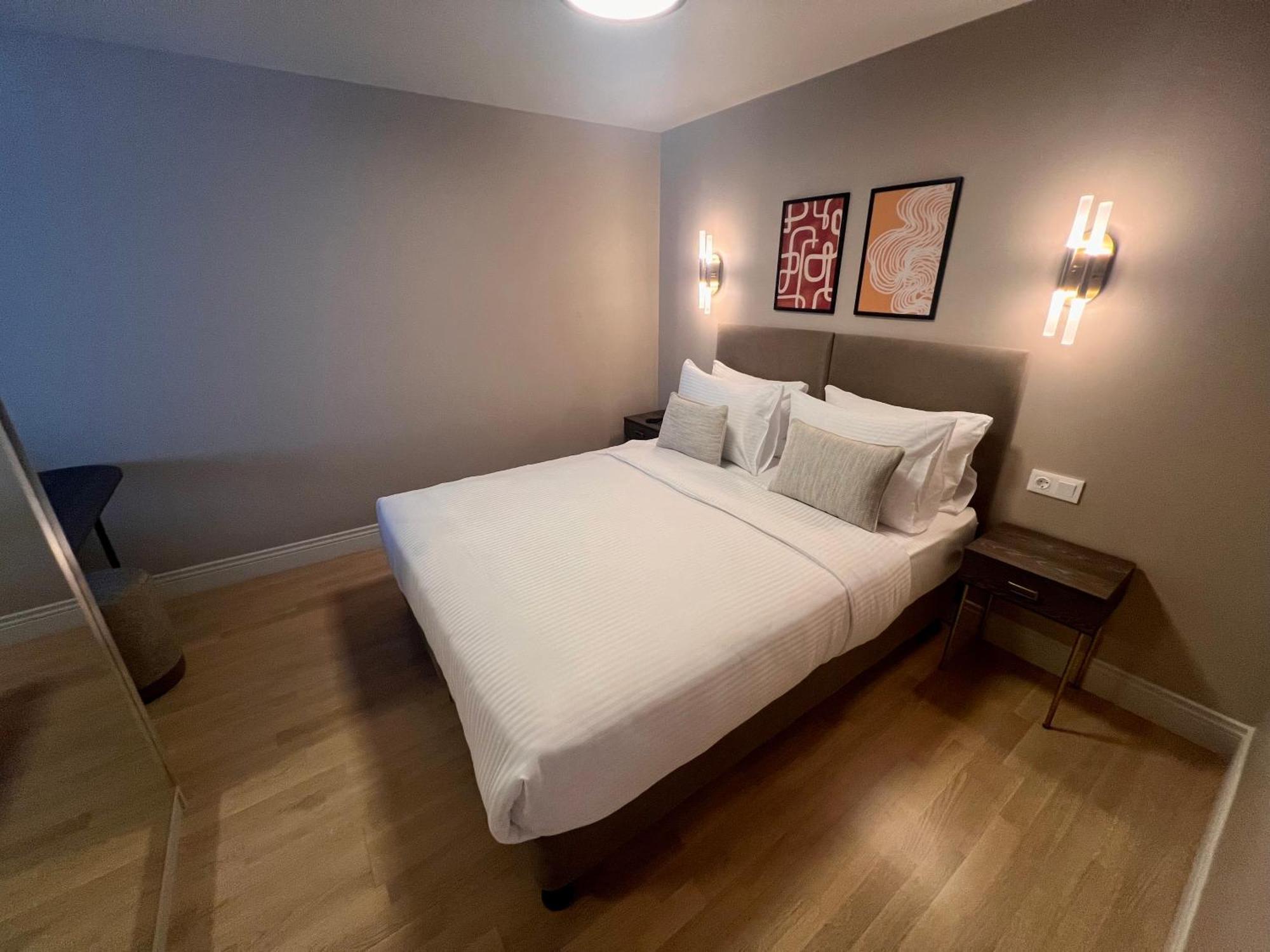 Weingart Suites Hotel อิสตันบูล ภายนอก รูปภาพ